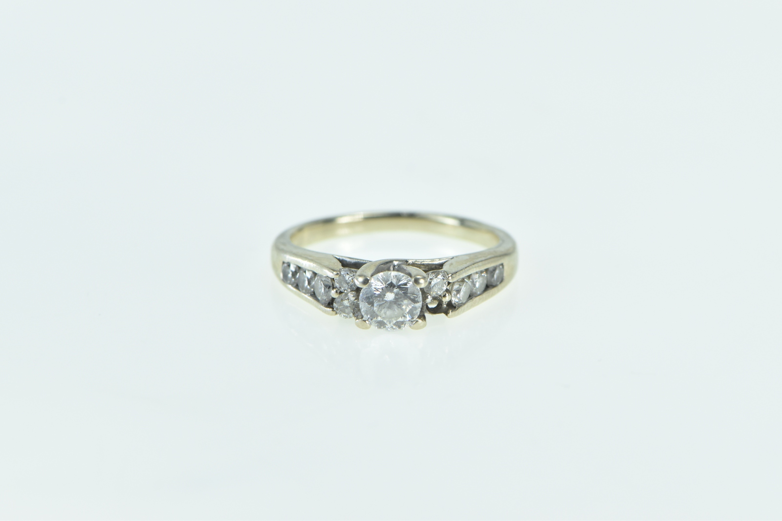 14K 0.95 Ctw Classic Three Diamond Engagement White Gold Ring, Size 6.5