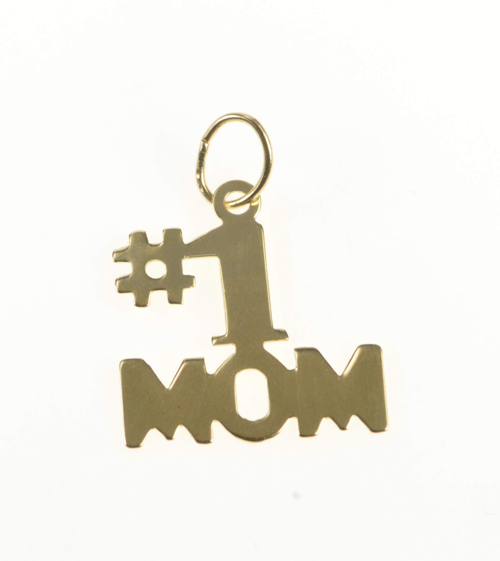 number one mom pendant