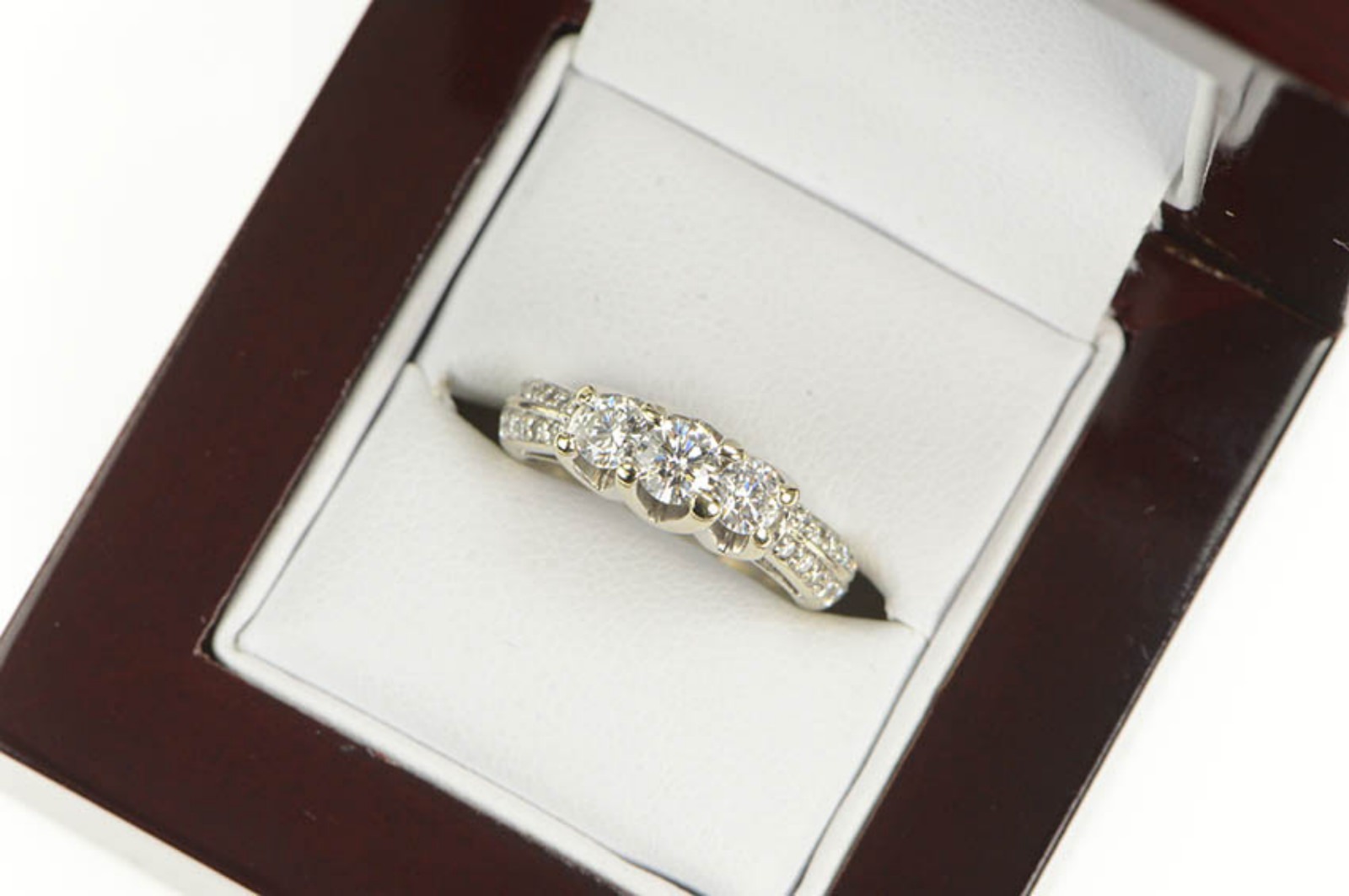 14K 1.00 Ctw Diamond Classic Three Engagement White Gold Ring, Size 4.5