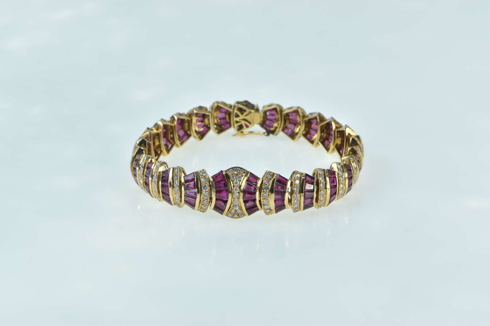 14K 10.00 Ctw Diamond Syn. Ruby Striped Encrusted Yellow Gold Bracelet 6.5"