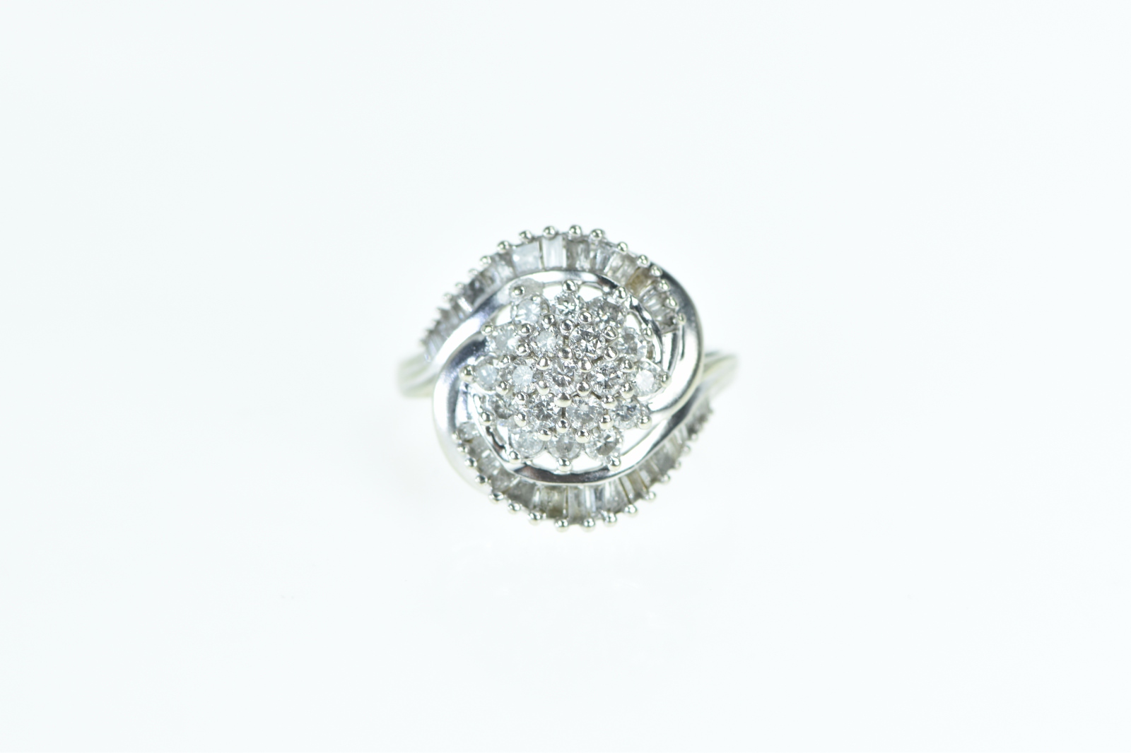 14K 1.10 Ctw Diamond Swirl Cluster Statement White Gold Ring, Size 5.25
