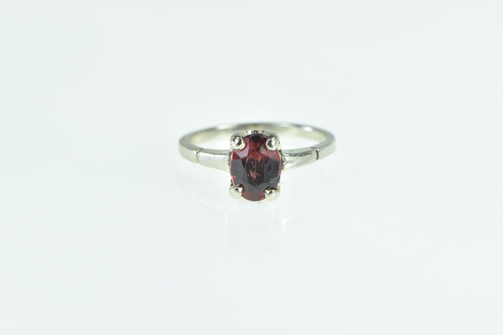 14K 1.40 Ct Garnet Solitaire Vintage Statement White Gold Ring, Size 5.25