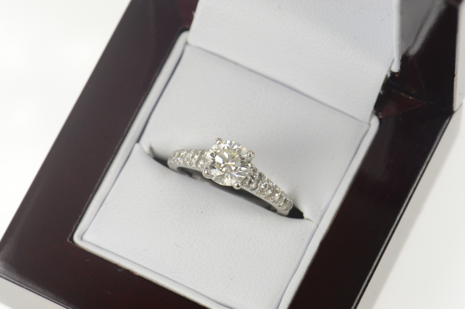 14K 1.50 Ctw Classic Diamond Cathedral Engagement White Gold Ring, Size 5.5