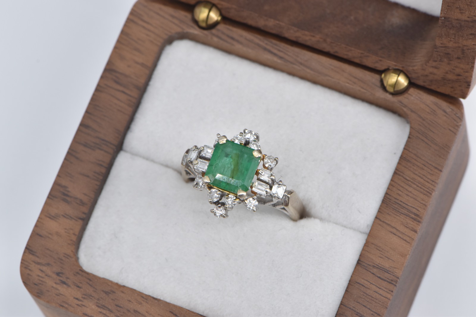 14K 1.50 Ctw Natural Emerald Diamond Engagement Yellow Gold Ring, Size 6.5
