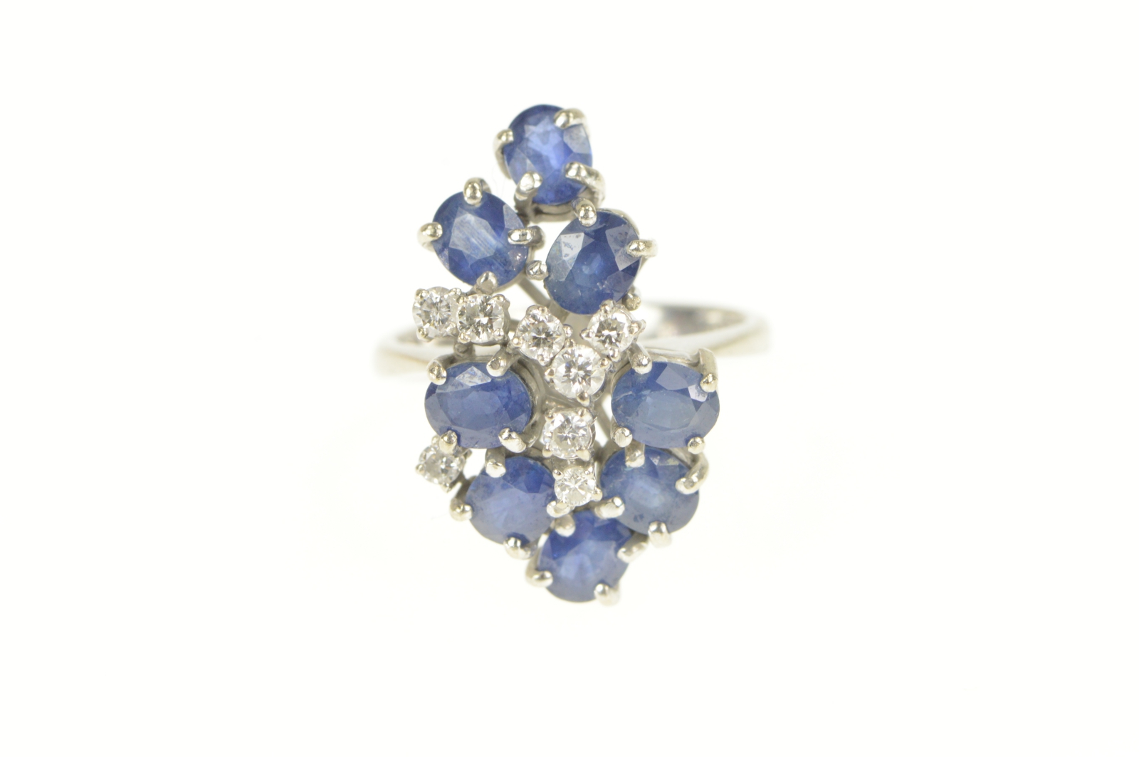 14K 1.88 Ctw Natural Sapphire VVS Diamond Cocktail White Gold Ring, Size 6.75