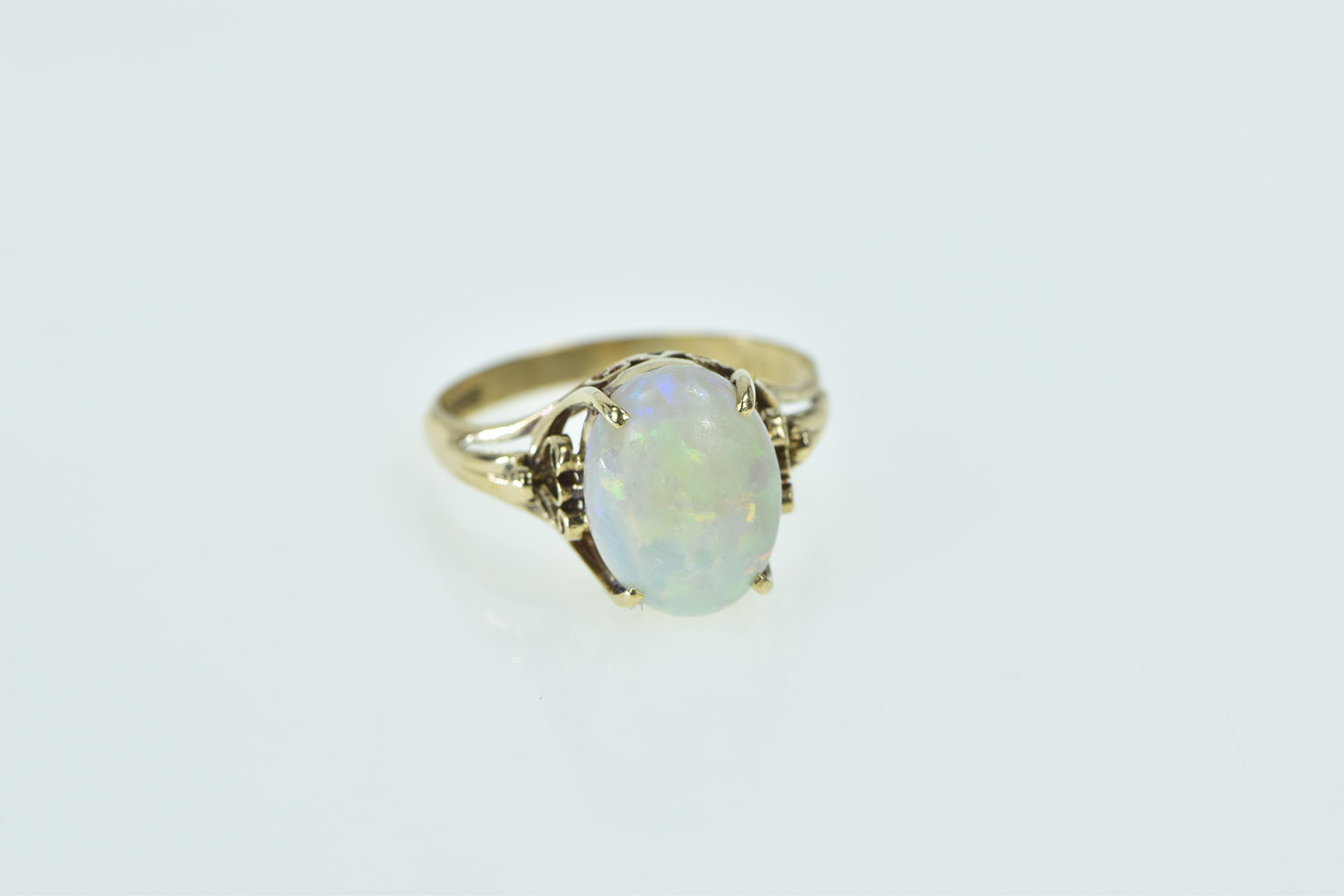 14K 1950's Natural Opal Cabochon Vintage Yellow Gold Ring, Size 7
