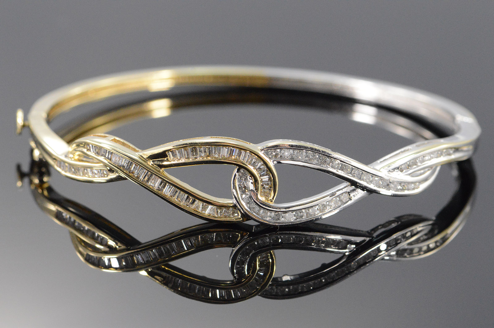 14K 1.98 Ctw Diamond Interlocking Bangle Yellow/White Gold Bracelet 2.3