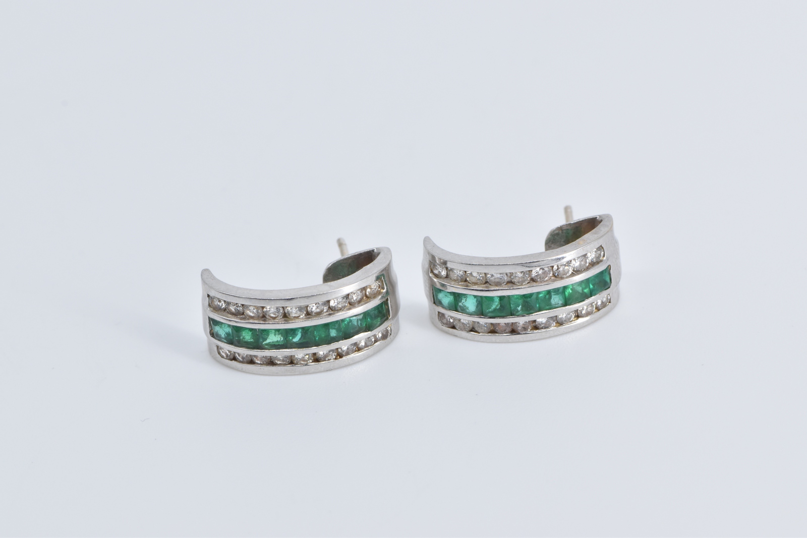 14K 2.15 Ctw Baguette Emerald Diamond Curved White Gold Earrings