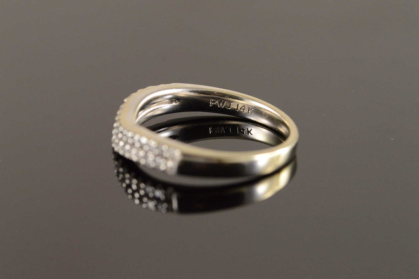 14K 3.2g 0.35 Ctw Diamond Double Row 'Paul Winston' Designer White Gold