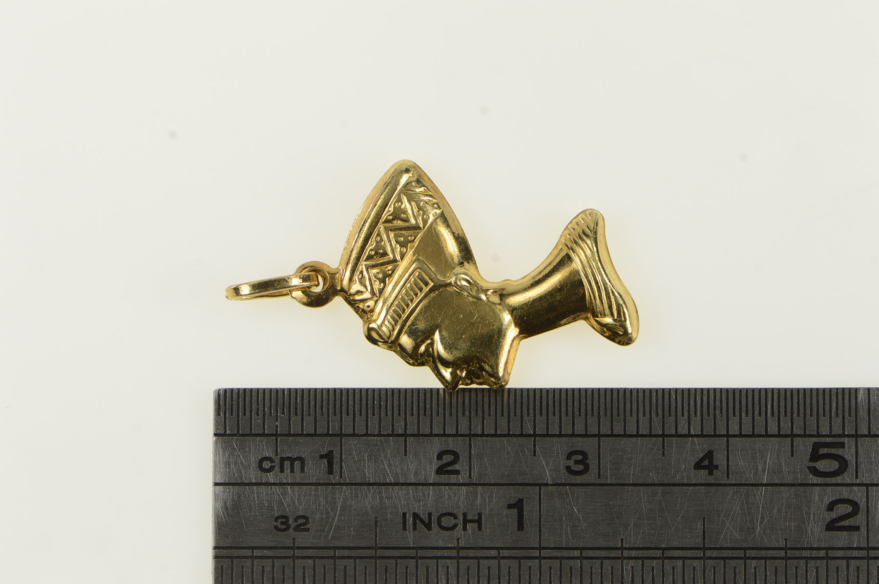 thumbnail image 2 of 14k Yellow Gold Egyptian Queen Nefertiti Pendant – Made In USA, No Stone, Unbranded 2 of 4