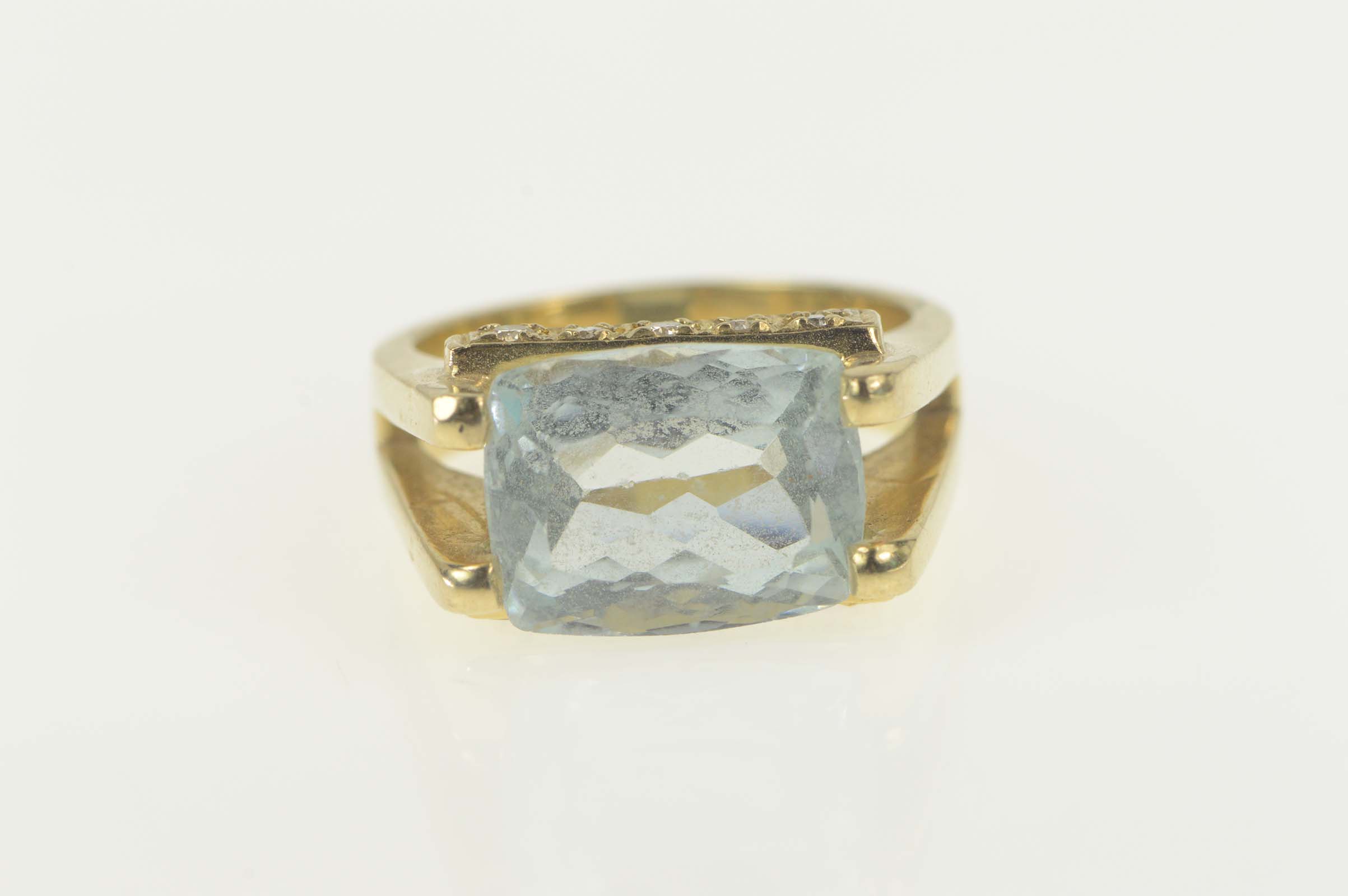 14K 4.70 Ctw Aquamarine Diamond Cocktail Yellow Gold Ring, Size 6