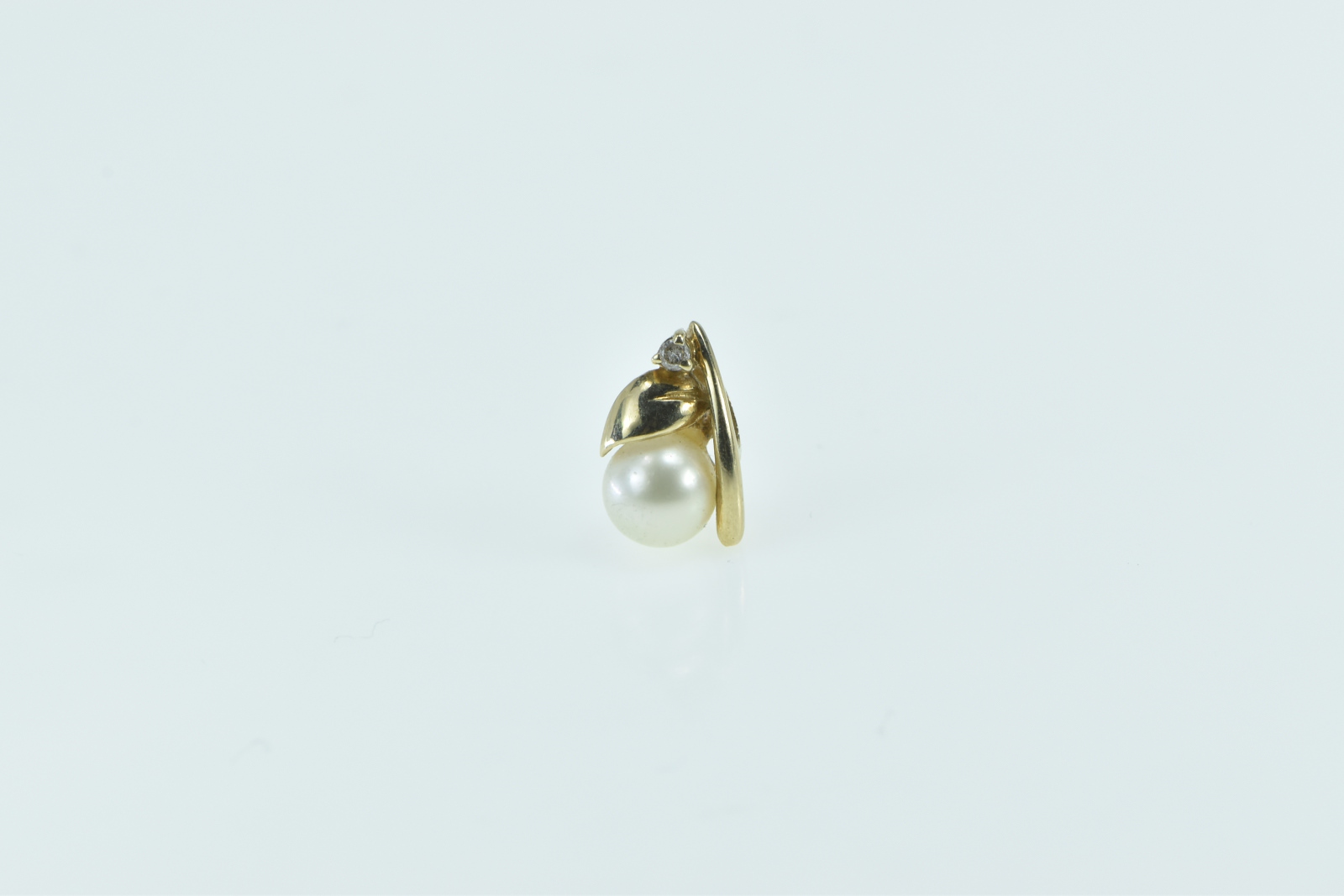 14K 5.3mm Pearl Diamond Accent Single Yellow Gold Earring