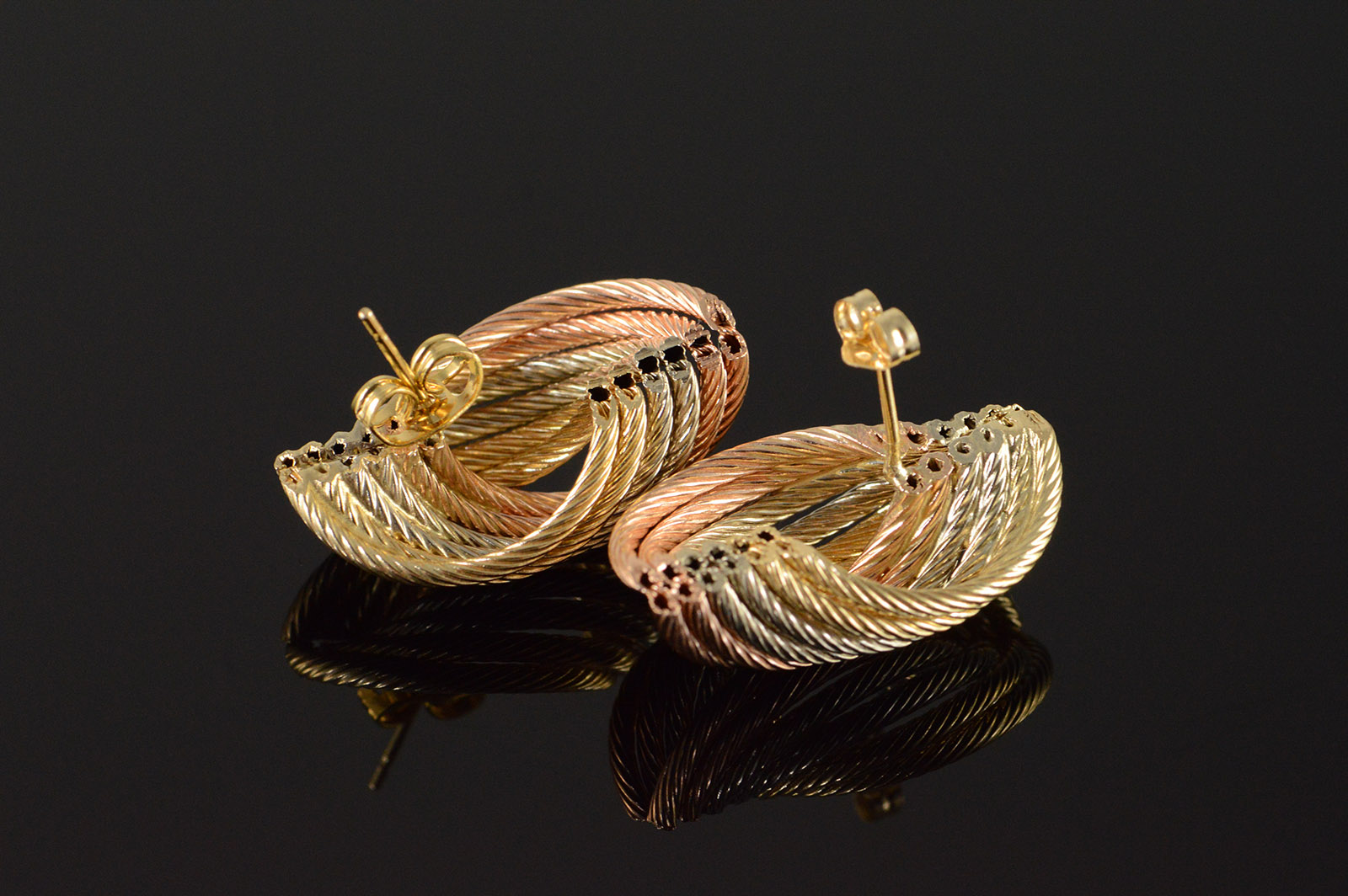 14k 5 9g Knot Twist Rope Tri Color Stud Yellow Gold Earrings 14k 5 9g Knot Twist Rope Tri Color Stud Yellow Gold Earrings