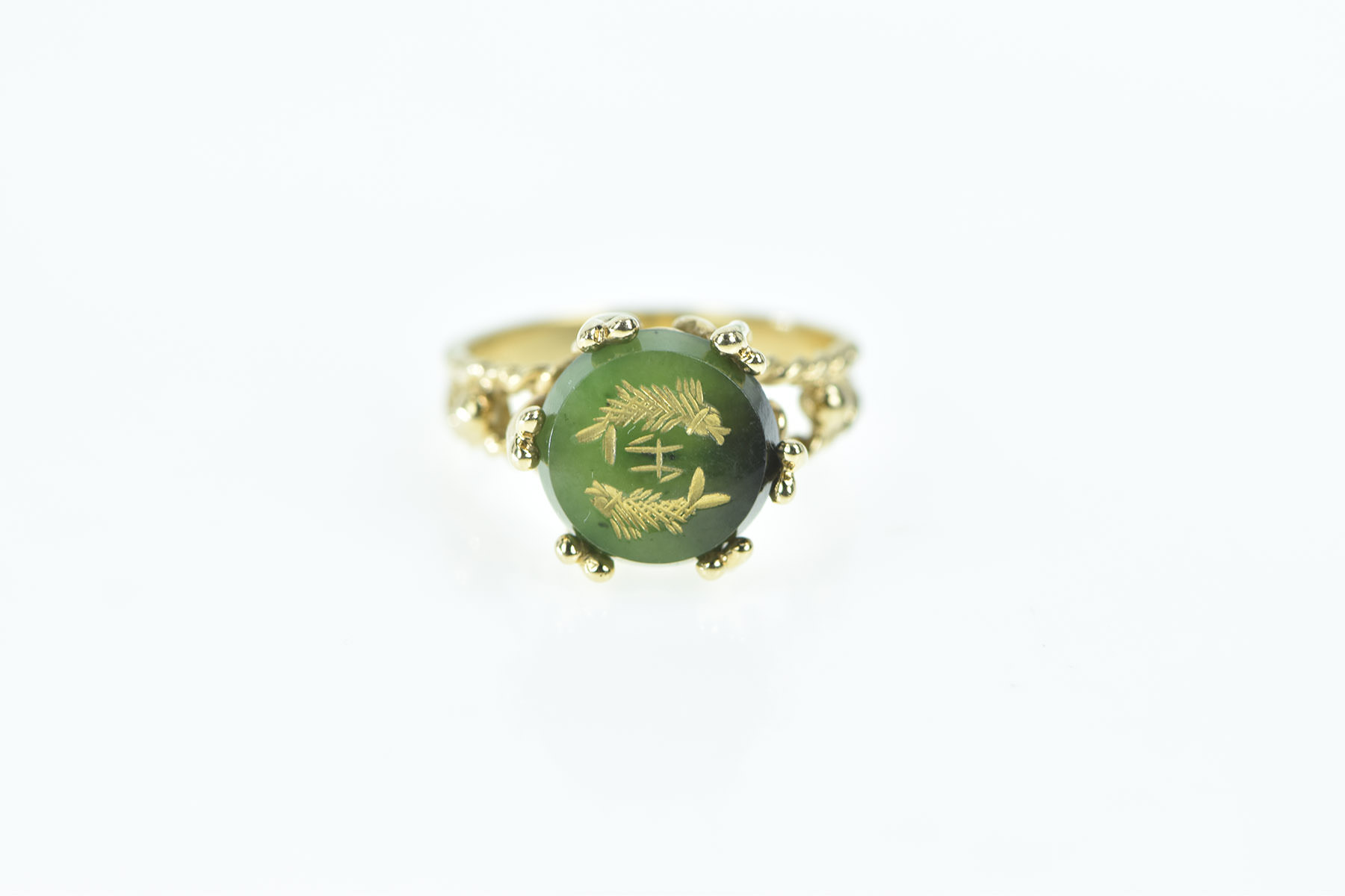 14K Asian Nephrite Pisces Astrology Zodiac Yellow Gold Ring, Size 5.25