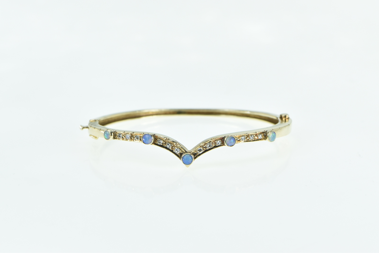 14K Chevron Opal Diamond Ornate Vintage Bangle Yellow Gold Bracelet 6.25"