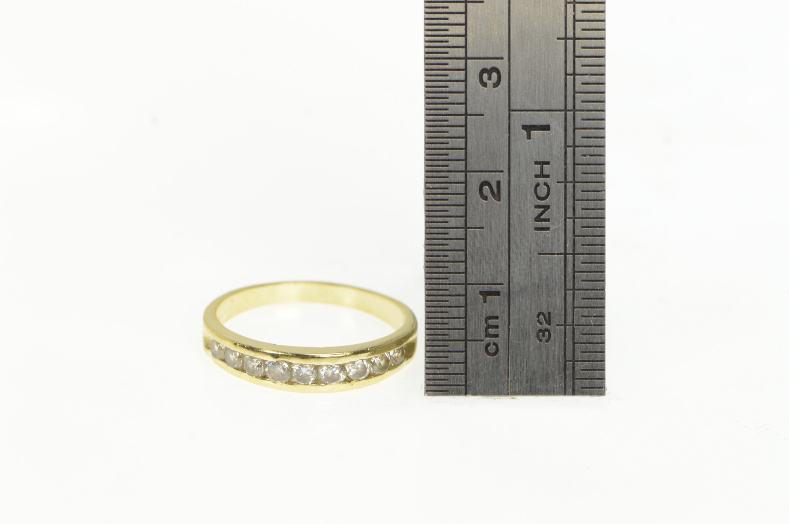 14K Classic Vintage CZ Simple Wedding Band Yellow Gold Ring, Size 5.5