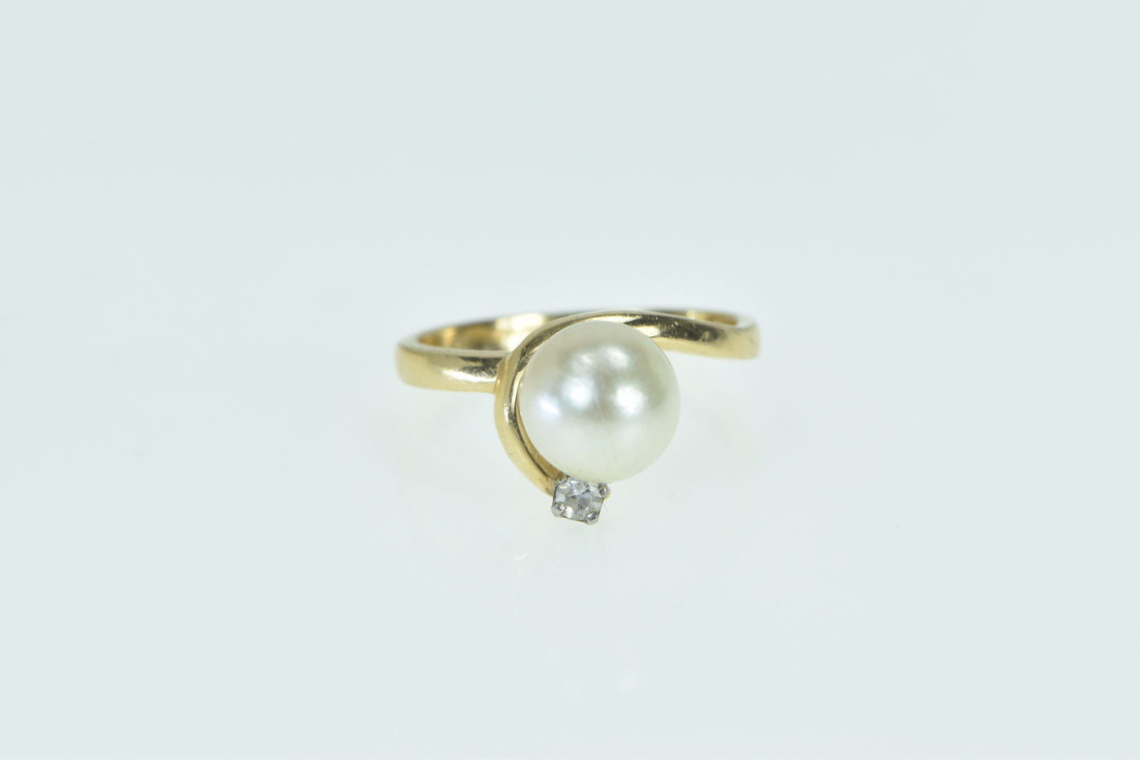 14K Cultured Pearl Diamond Ornate Curvy Vintage Yellow Gold Ring, Size 5.25
