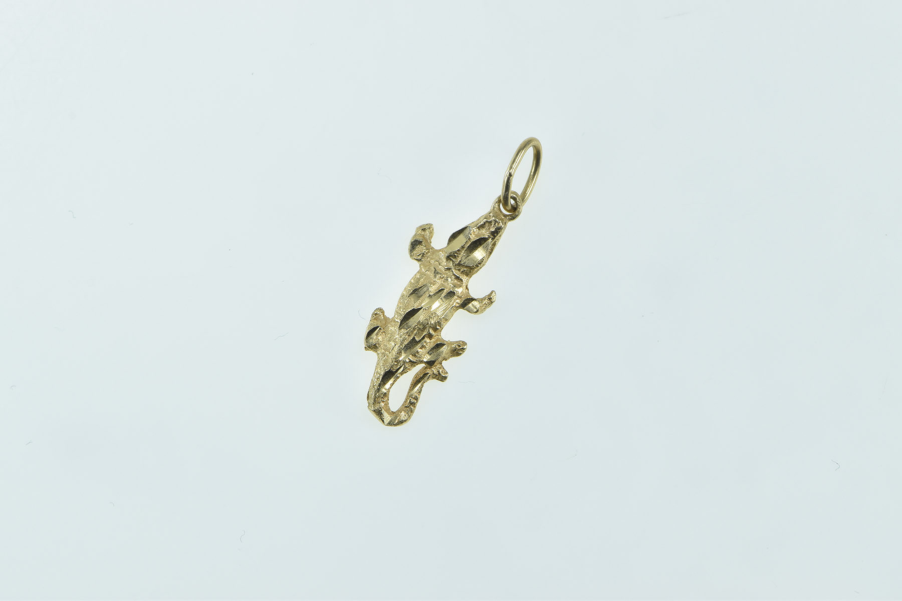 14K Diamond Cut Crocodile Alligator Reptile Yellow Gold Charm/Pendant