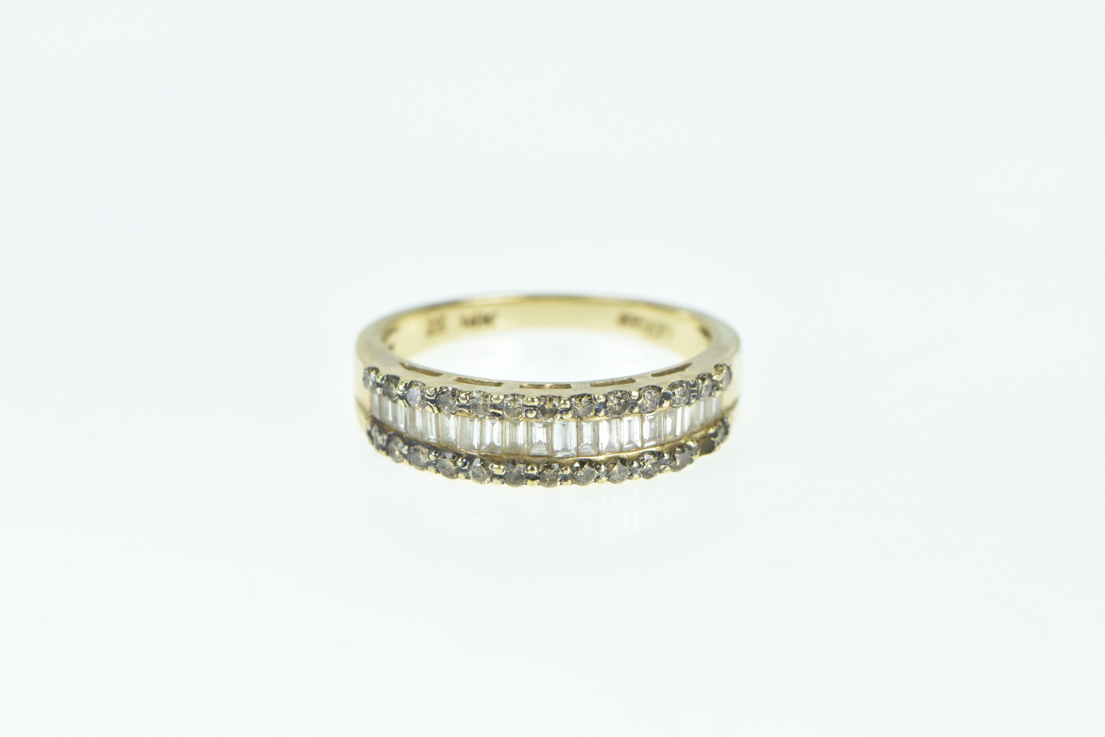 14K LeVian Baguette Diamond Wedding Band Yellow Gold Ring, Size 6.75