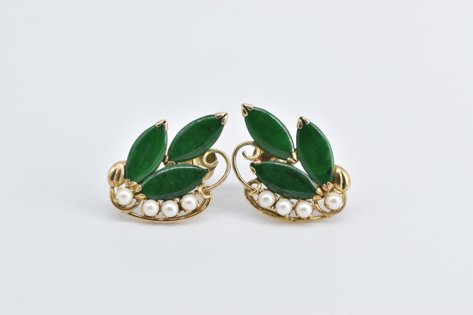 14K Marquise Nephrite Cultured Pearl Screw Back Yellow Gold Earrings