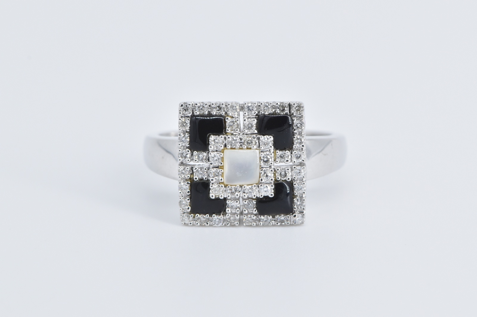 14K Mother of Pearl Onyx Natural Diamond Geometric White Gold Ring, Size 10
