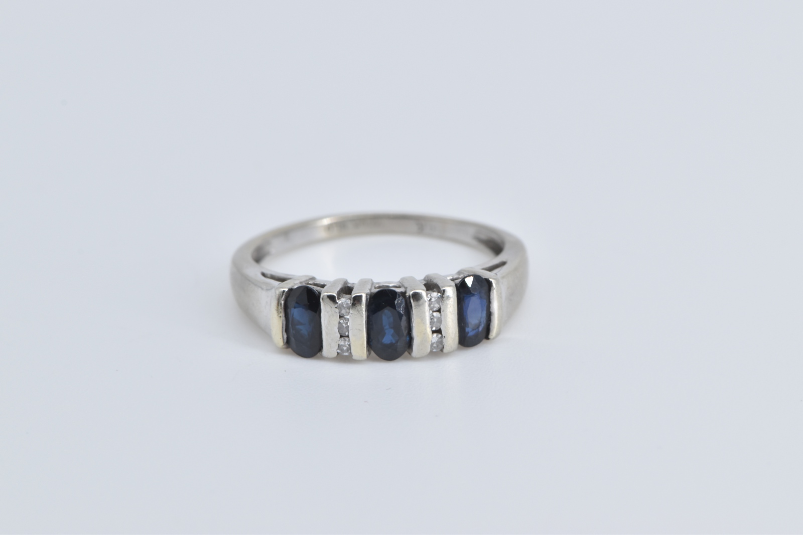 14K Natural Oval Sapphire Diamond Statement White Gold Ring, Size 6.5