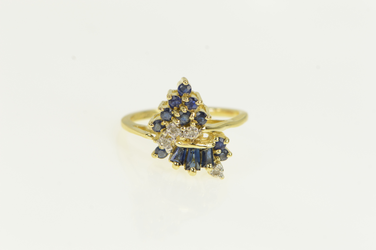 14K Natural Sapphire Diamond Cluster Vintage Yellow Gold Ring, Size 6.75