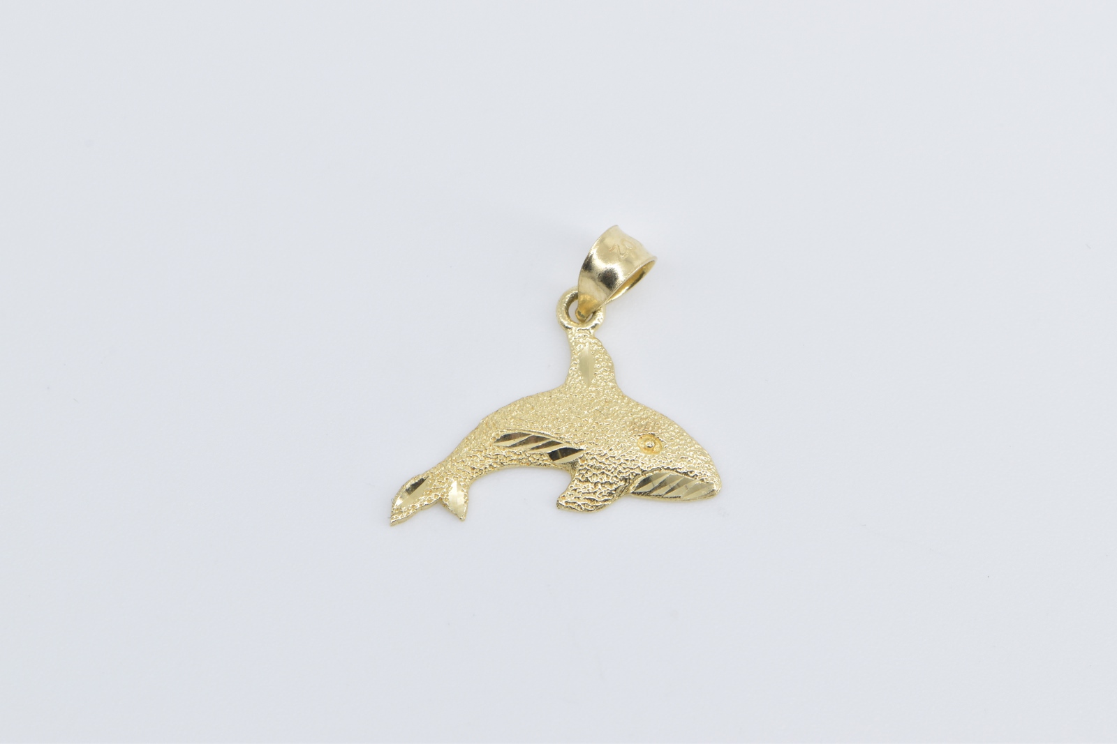 14K Orca Killer Whale Ocean Animal Statement Yellow Gold Pendant ...