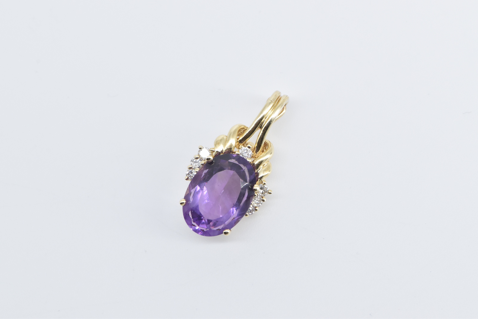 14K Oval Amethyst Diamond Accent Vintage Yellow Gold Pendant