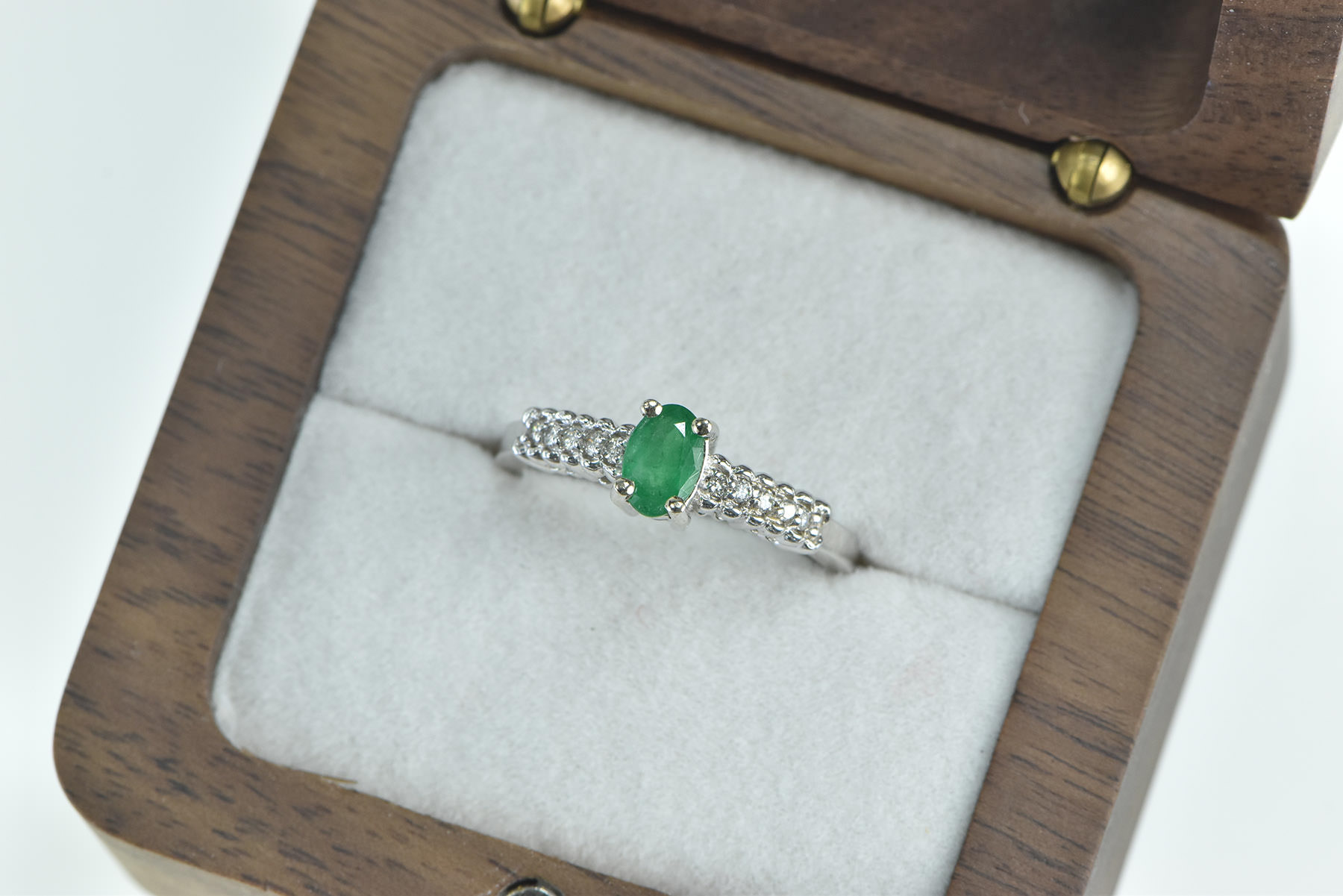 14K Oval Natural Emerald Diamond Engagement White Gold Ring, Size 6.75