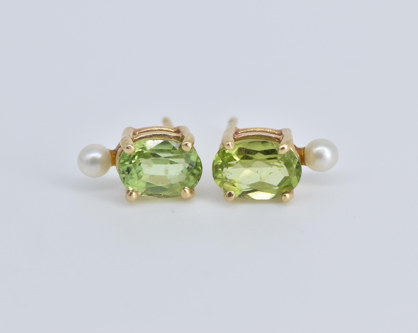 14K Oval Peridot Seed Pearl Accent Stud Yellow Gold Earrings