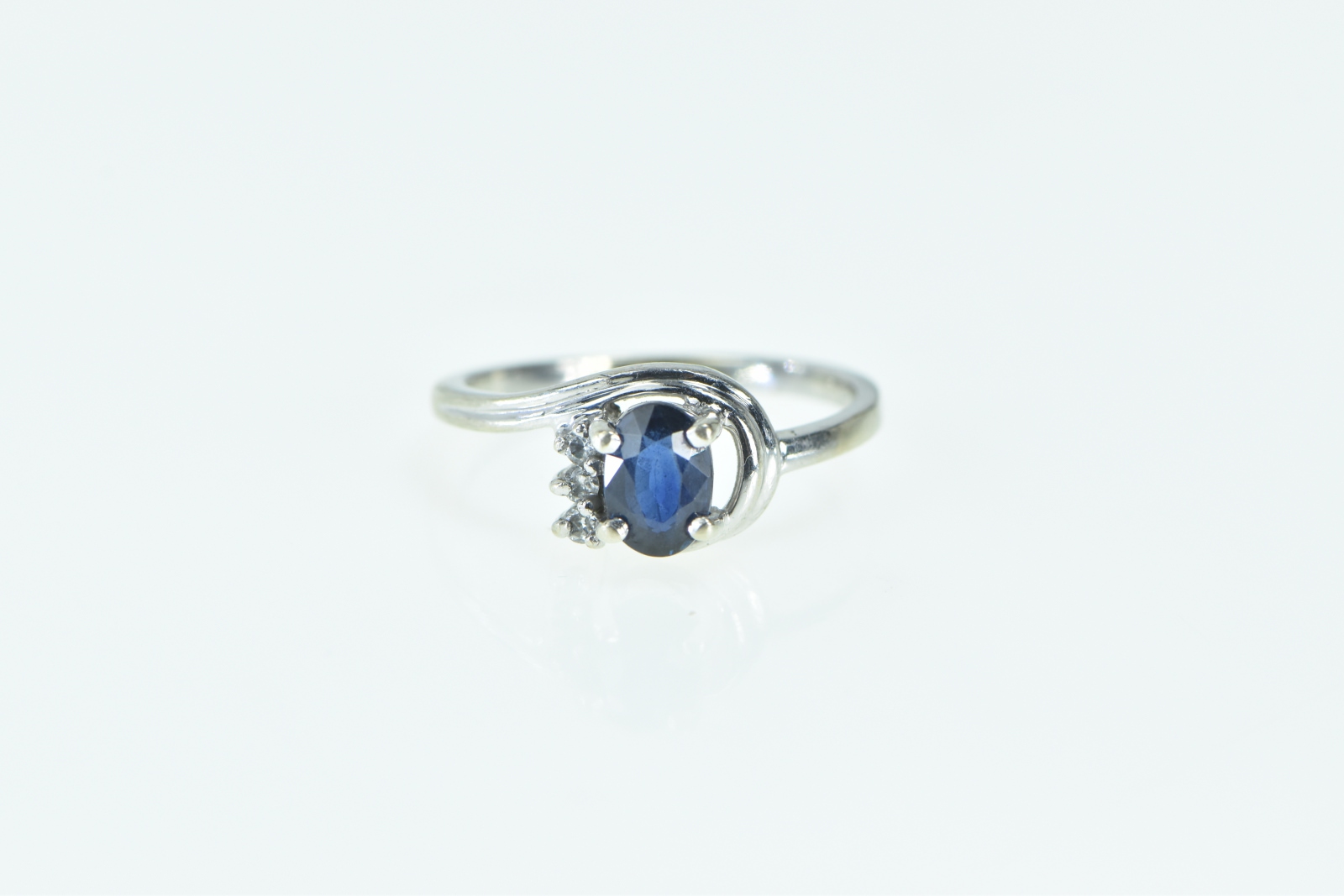 14K Oval Sapphire Diamond Vintage Engagement White Gold Ring, Size 5
