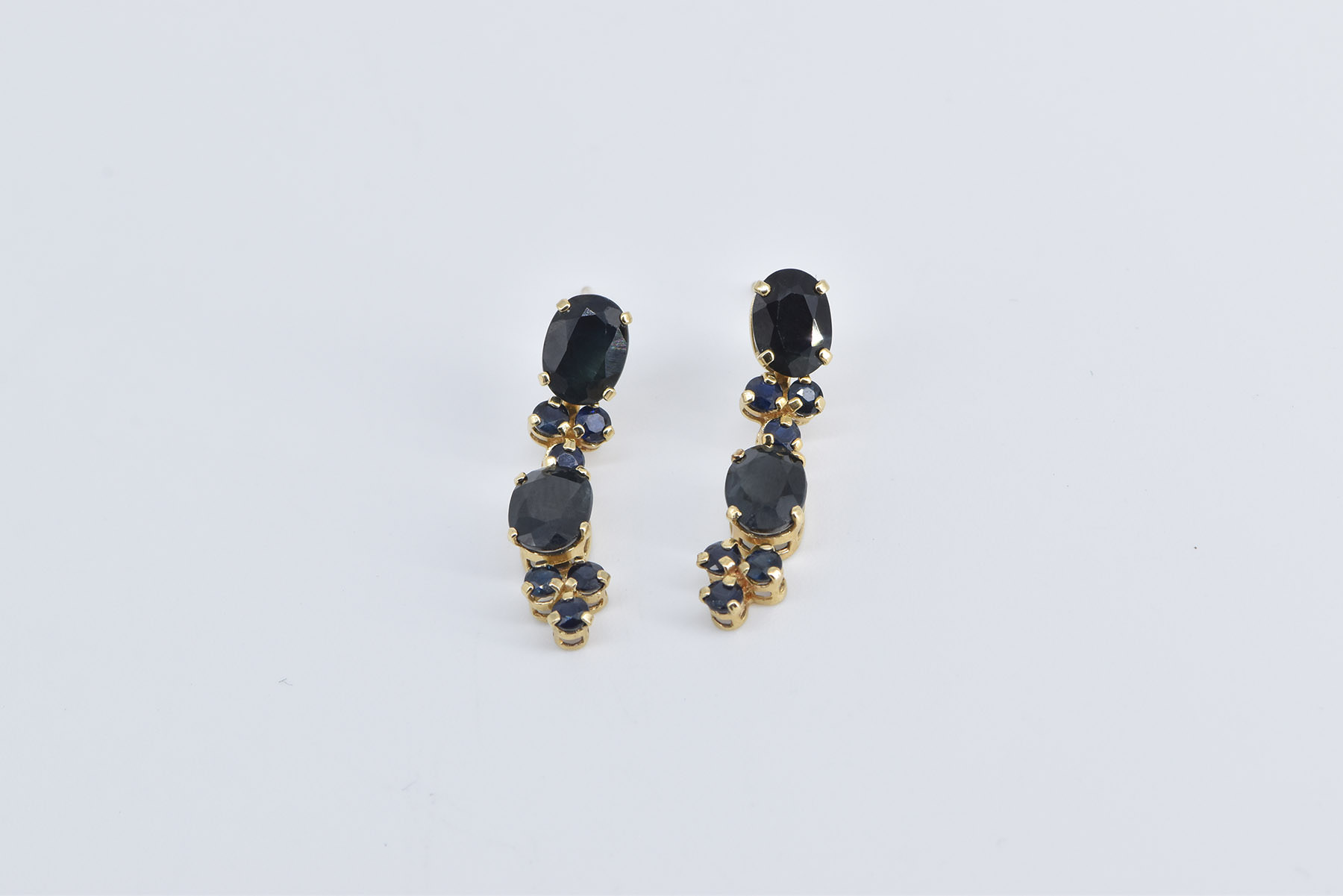 14K Oval Sapphire Vintage Cluster Dangle Drop Yellow Gold Earrings