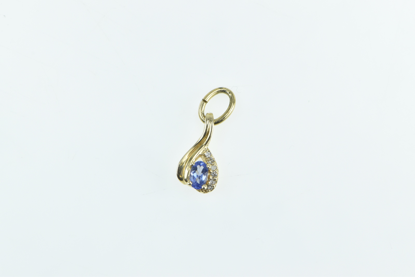14K Oval Tanzanite Diamond Vintage Statement Yellow Gold Pendant
