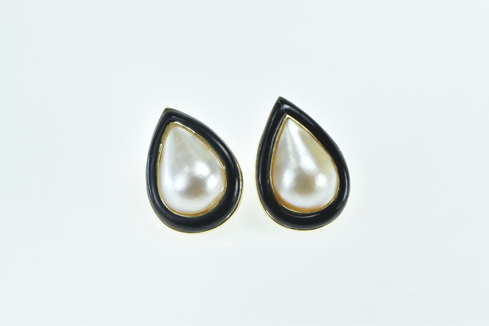 14K Pear Mother of Pearl Black Onyx Stud Yellow Gold Earrings