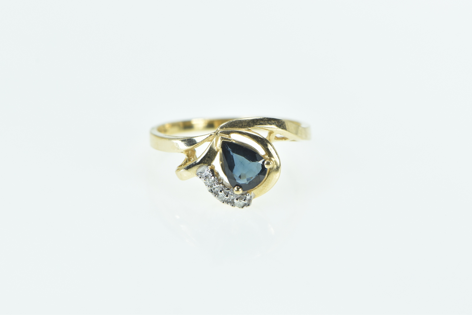 14K Pear Sapphire Diamond Vintage Curvy Fashion Yellow Gold Ring, Size 7