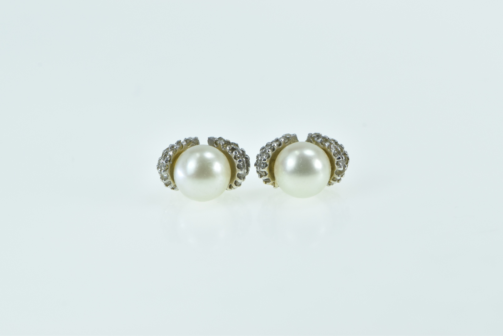 14K Pearl Diamond Encrusted Vintage Stud Yellow Gold Earrings