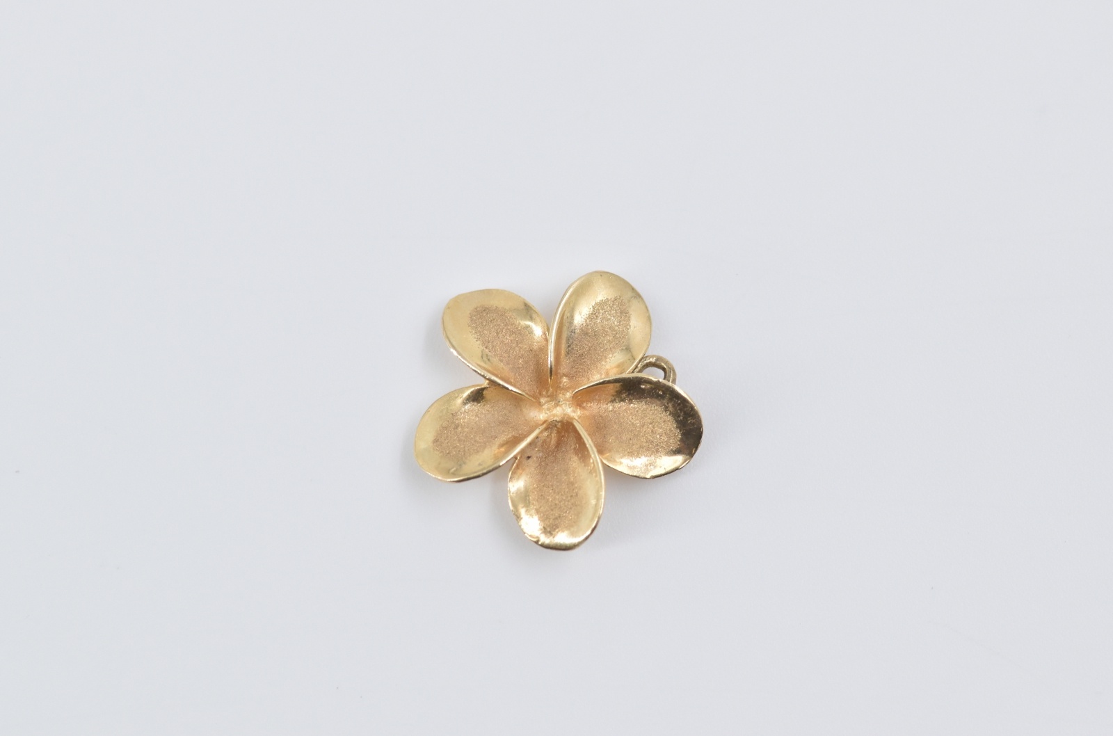 14K Plumeria Flower Hawaii Tropical Motif Yellow Gold Charm/Pendant