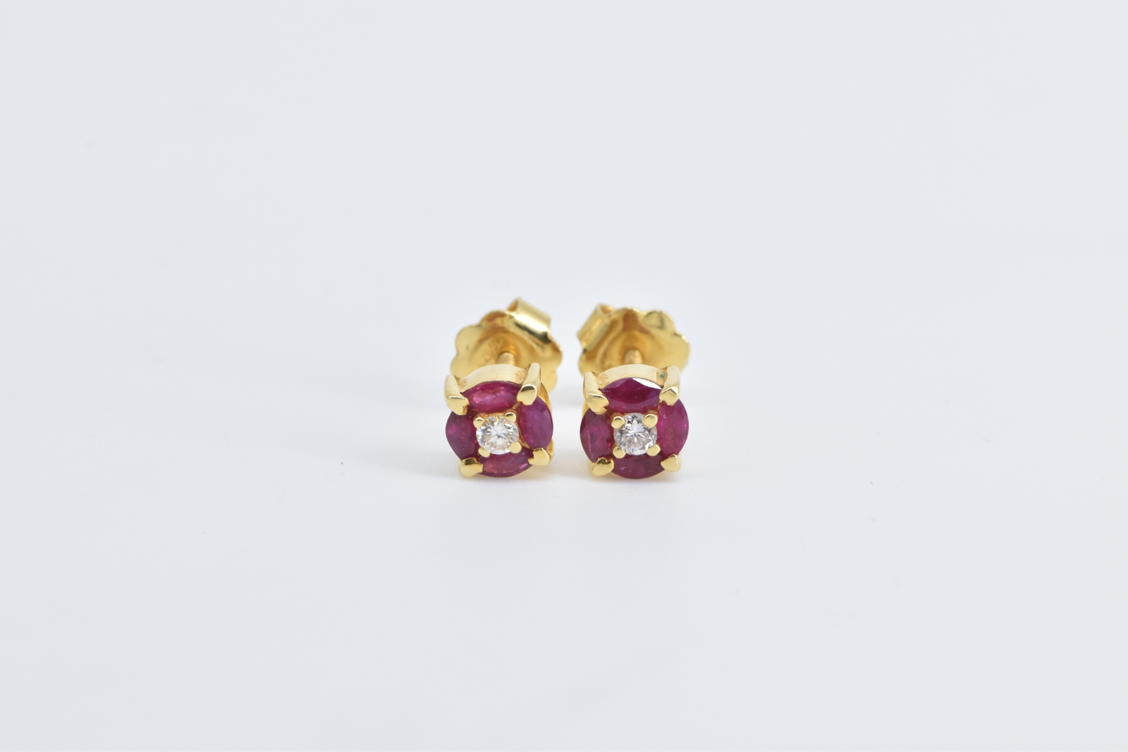 14K Tourmaline Flower Cluster Blossom Stud Yellow Gold Earrings