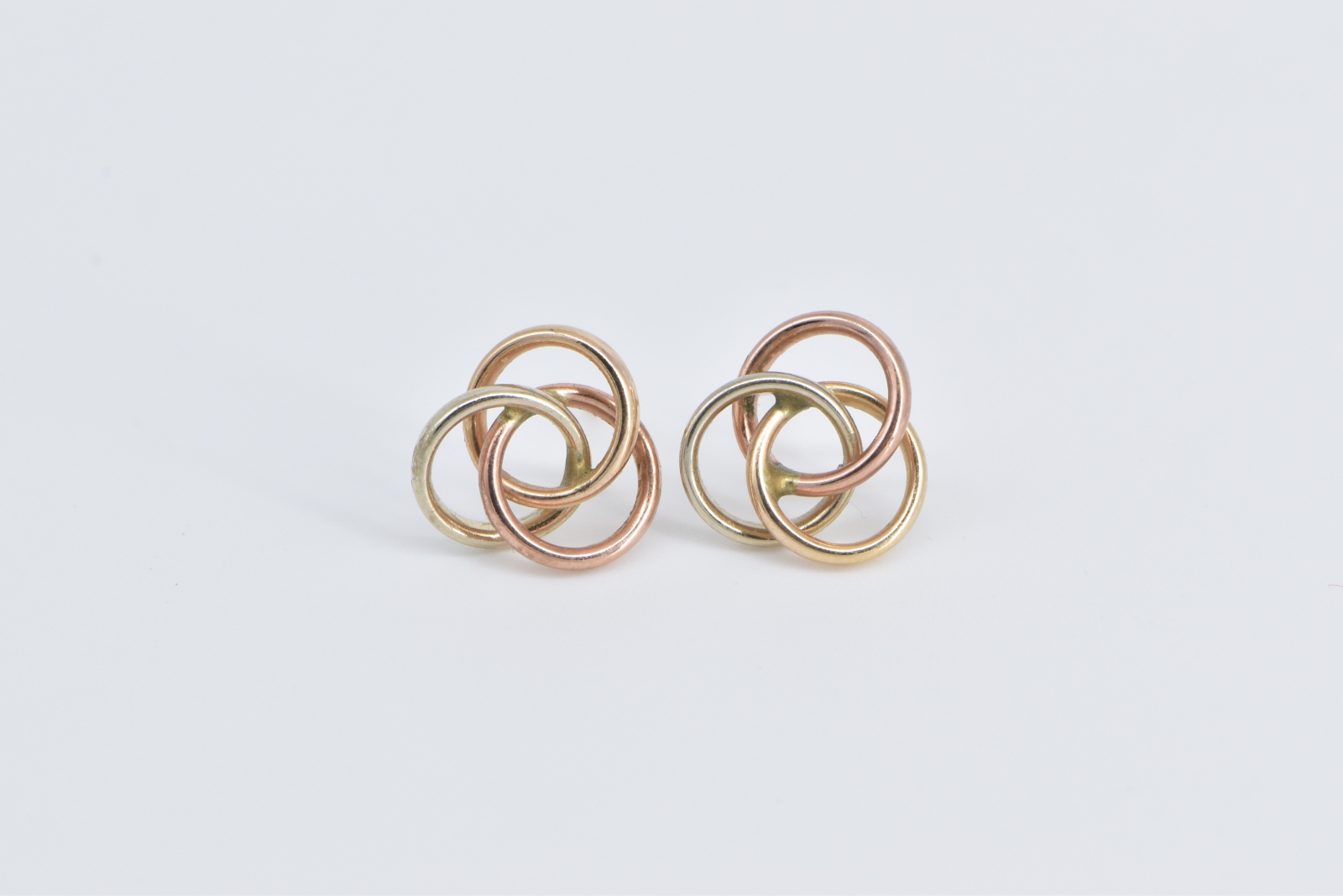 14K Tri Tone Circle Vintage Knot Fashion Stud Yellow Gold Earrings
