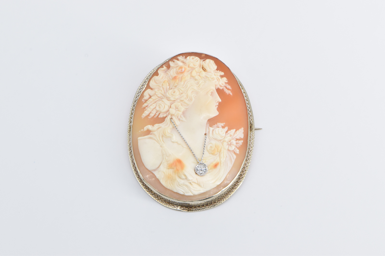 14K Victorian Carved Lady Cameo Diamond Necklace Yellow Gold Pendant/Pin