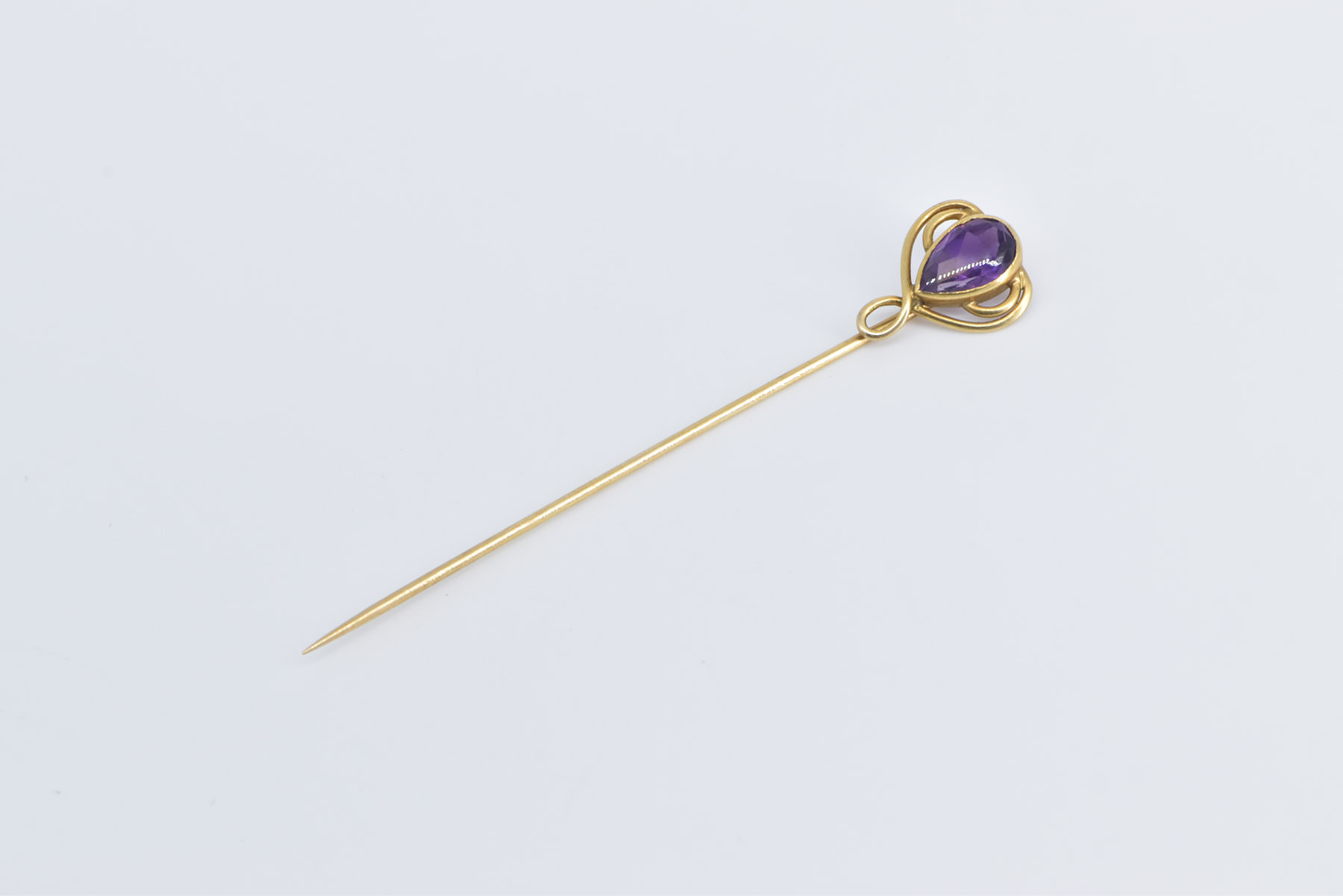 14K Victorian Pear Amethyst Ornate Swirl Twist Yellow Gold Stick Pin