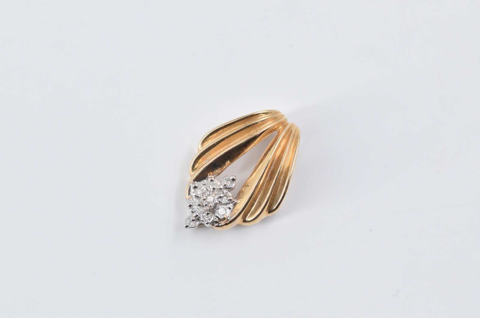 14K Vintage Diamond Cluster Grooved Slide Yellow Gold Pendant