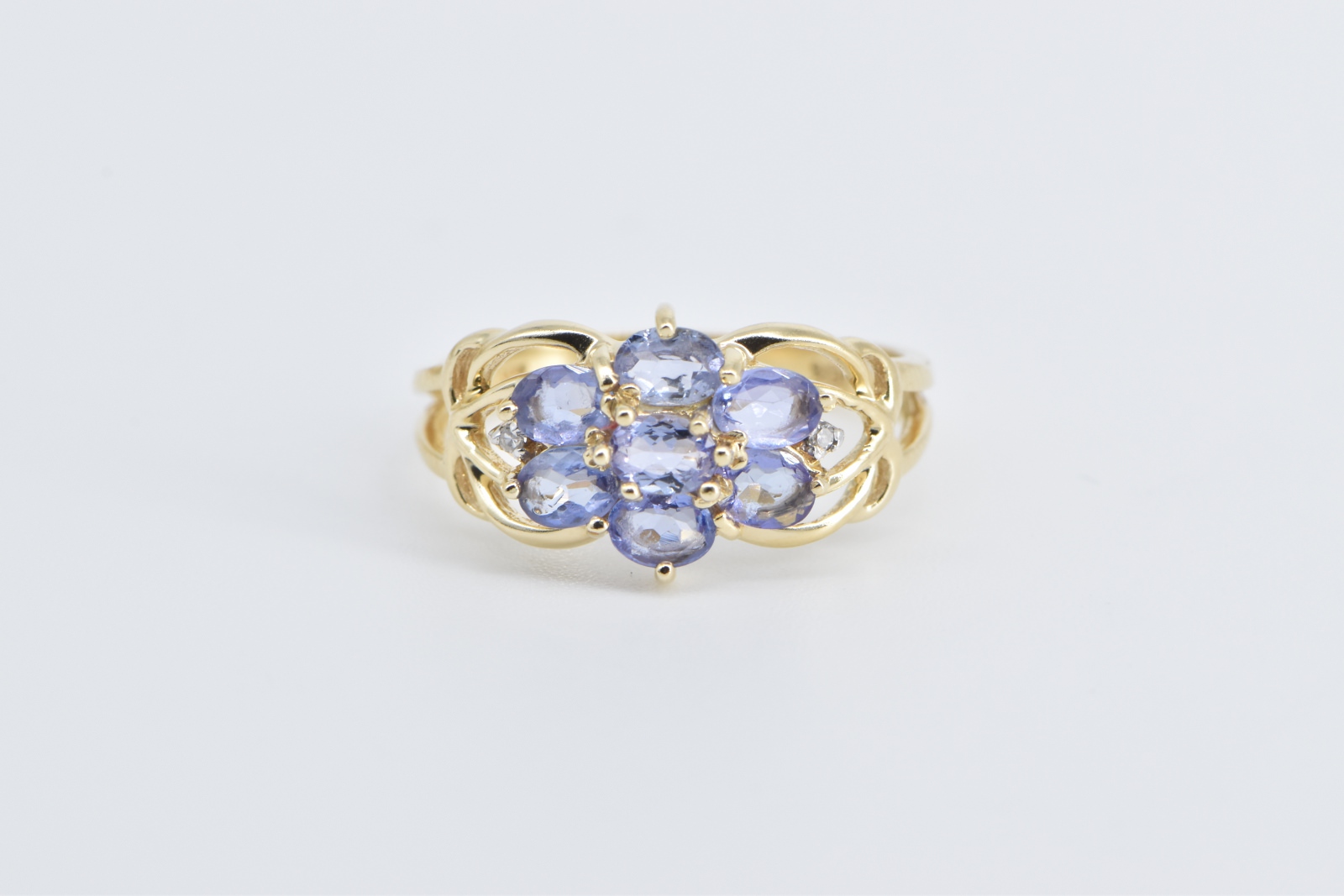 14K Vintage Oval Tanzanite Diamond Accent Cluster Yellow Gold Ring, Size 7.25