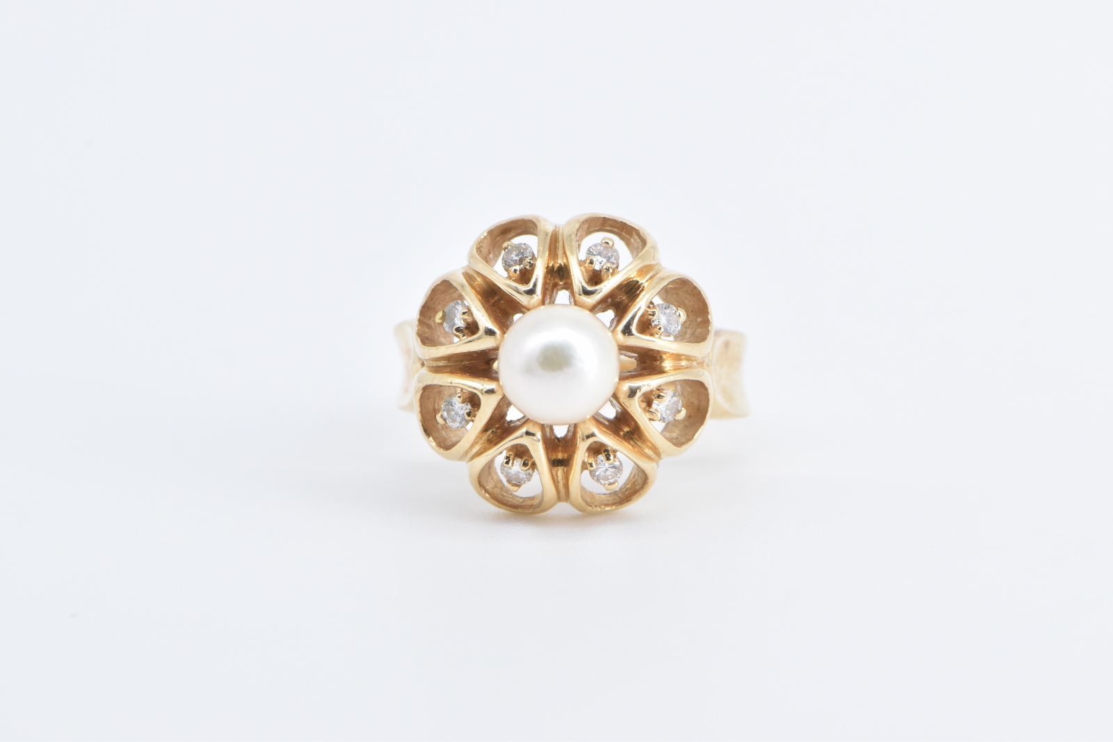 14K Vintage Pearl Diamond Halo Statement Cocktail Yellow Gold Ring, Size 7.25