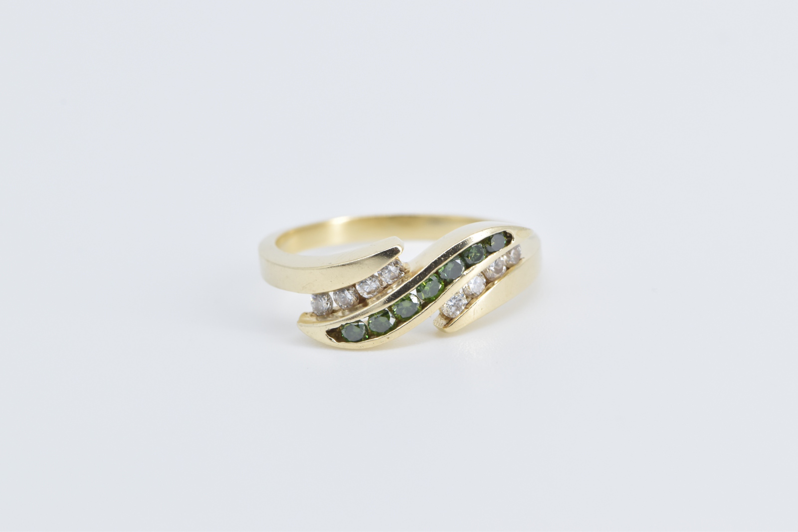 14K White & Treated Green Diamond Wavy Band Yellow Gold Ring, Size 7.5