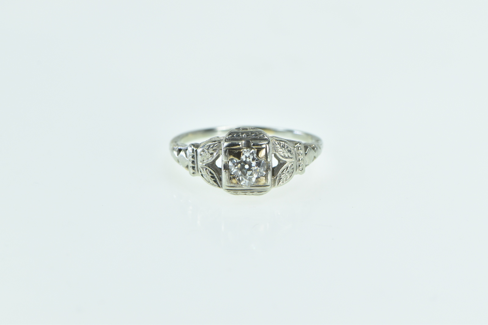 18K 0.30 Ct Old European Cut Diamond Engagement White Gold Ring, Size 5.75