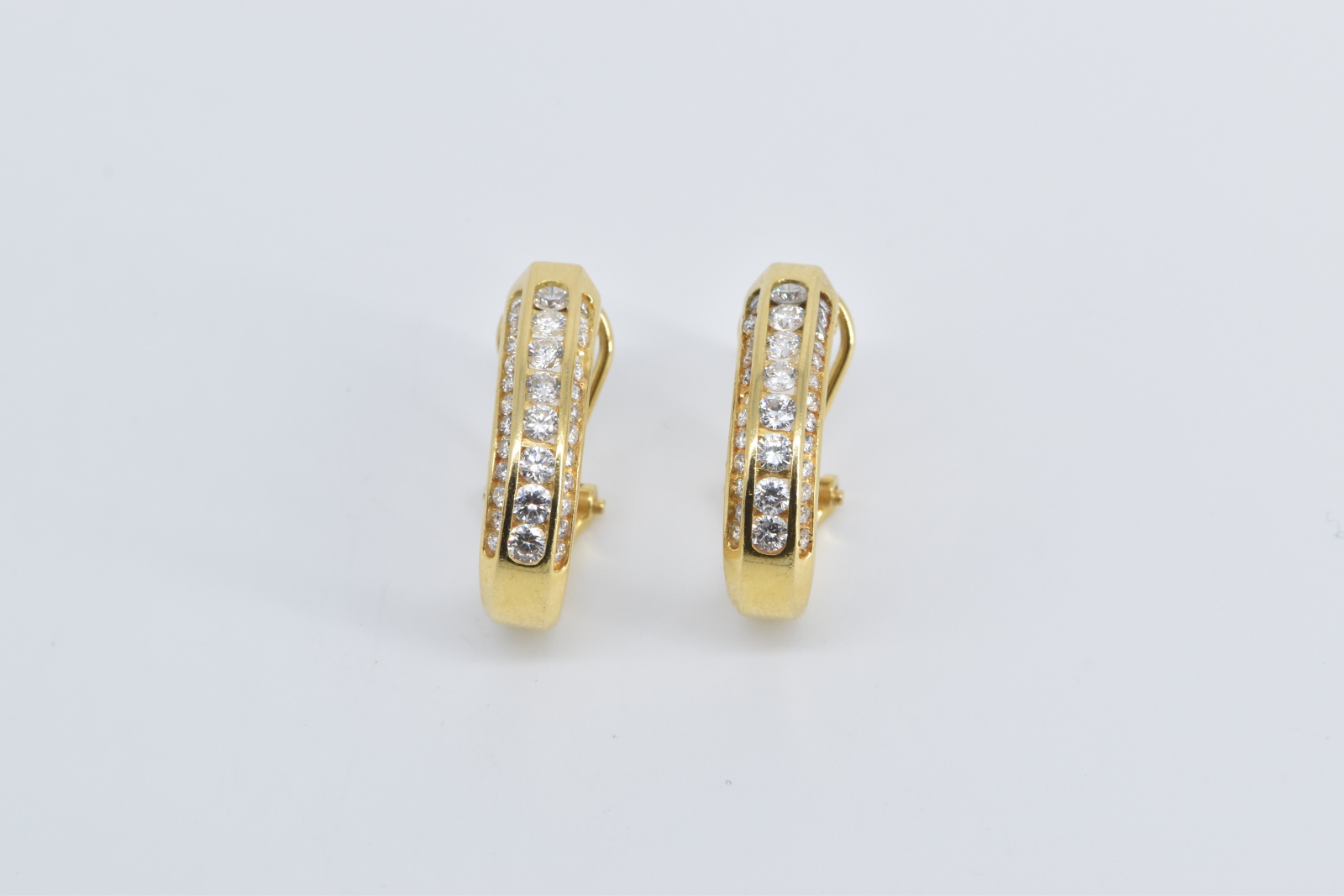 18K 1.30 Ctw Natural Diamond Oval French Clip Hoop Yellow Gold Earrings