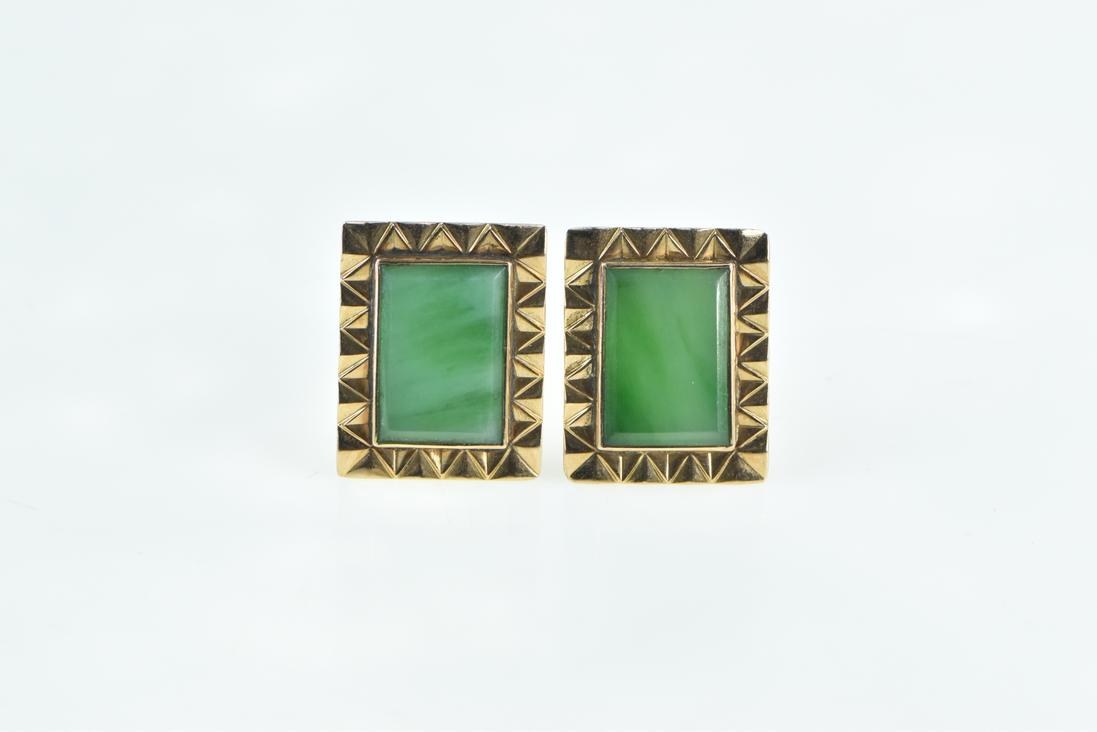 18K 1960's Vintage Green Agate Ornate Men's Yellow Gold Cuff Links