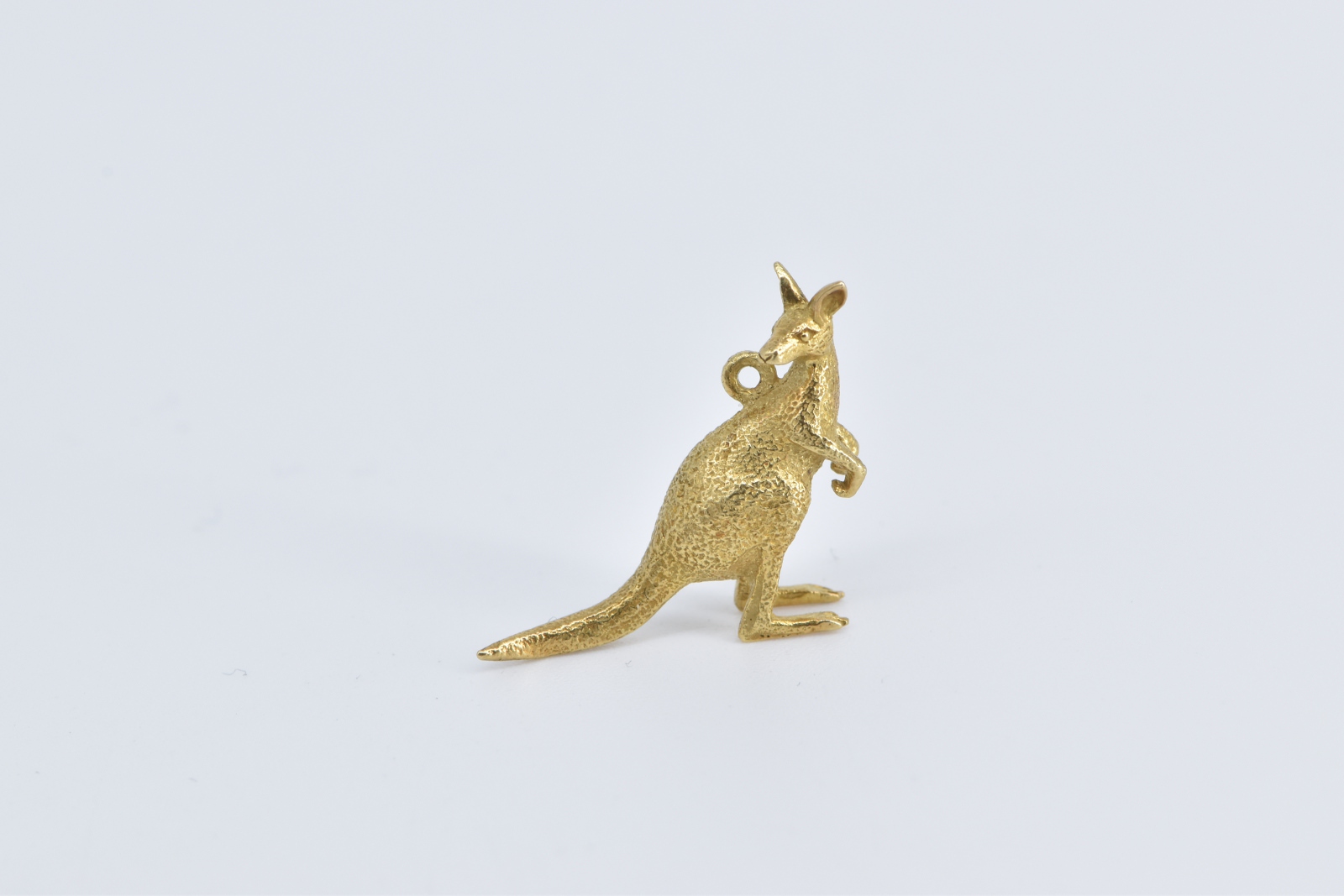 18K 3D Kangaroo Australian Outback Animal Yellow Gold Charm/Pendant